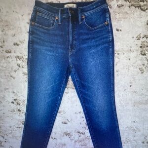 Madewell Women's Skinny Jeans in Dark Blue Wash